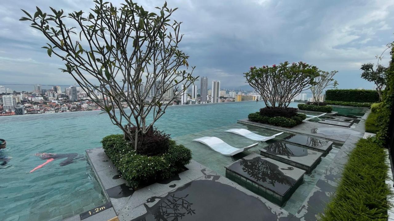 13A Beacon Executive Suites #Rooftoppool #Luxurysuites George Town Ngoại thất bức ảnh